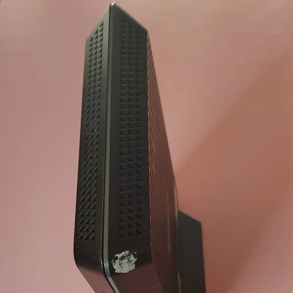 NETGEAR - Nighthawk AC1900 Router with DOCSIS 3.0 Cable Modem - Black